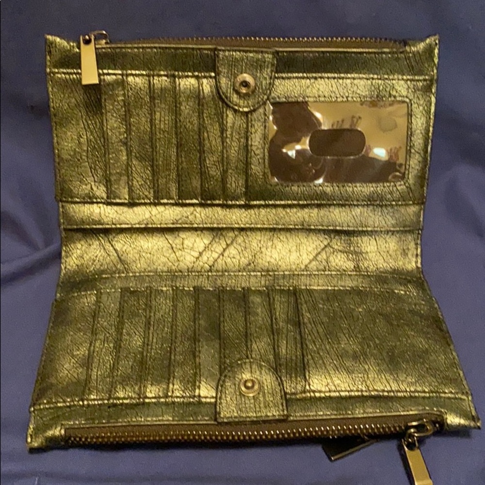 Silver Target Wallet - Picture 3 of 8